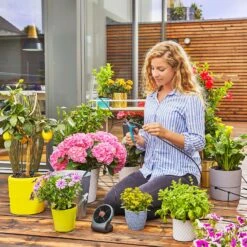 Gardena AquaBloom Solar Powered Watering System -GreenHaven Shop GAASPWS4