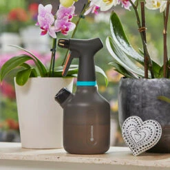 Gardena Pump Sprayer 1 Ltr -GreenHaven Shop GSPUMS8