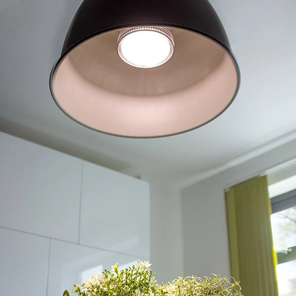 E27 LED Light Bulb 4 E27 LED Light Bulb - Image 2